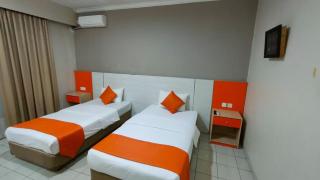 Hotel Taufina Solok - 0