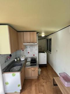 Female only Close to Severance Hospital and Shinchon Station Korean traditional homestay experience with breakfast and dinner provided close to the airport - 4