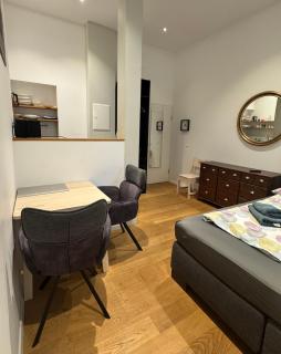 Moderne Apartments in attraktivem Altbau - 3