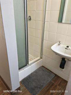 Uvongo Family Home - 4