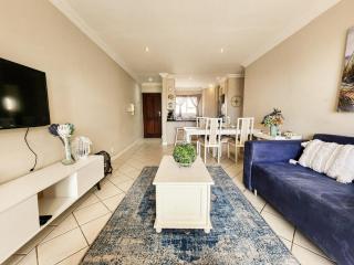 Modern Coastal Apartment in J-Bay - 0