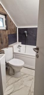 Romantic Attic Retreat - 4