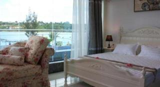 Crystal Palace Hotel - 4