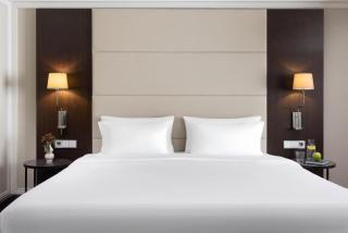 NH Atlanta Rotterdam Hotel - 1