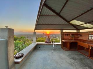 Master Hexagon Bedroom 180 Ocean View - 3