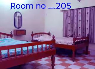 TAKI Suhasini Guest House - 9