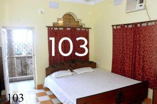 TAKI Suhasini Guest House - 4