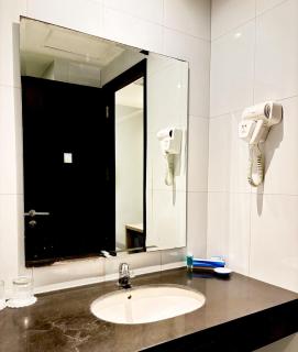 Hotel Brothers Solo - 5