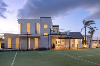 The Collins Sorrento Tennis Court Pool & Spa - 7