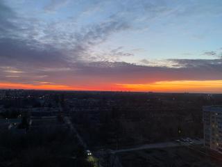 Стильна, затишна, простора квартира в центрі - 1