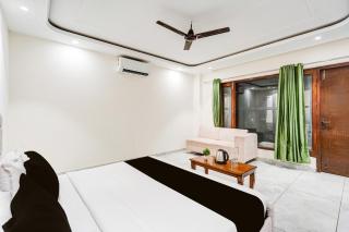 Townhouse Sector 102 Noida - 2
