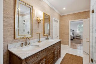 WW2204: 2204 Waterway Blvd. - 6