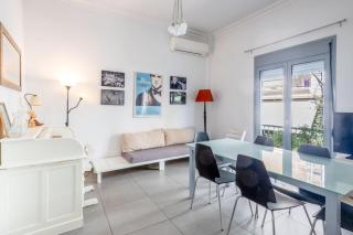 Renovated 4 Bdr House near Acropolis - New Beds, Terrace & Green Yard - 8