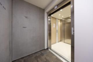 Stylish Metodova Apartment - Central Mall &Parking - 4