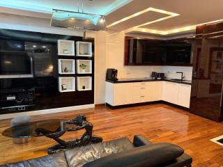 Apartament w samym centrum z parkingiem, Bagno 2 by OhMyHome - 1