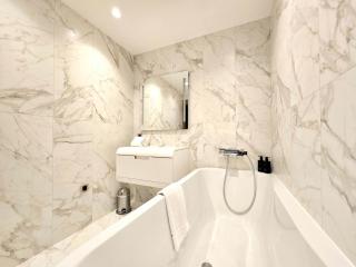 Elegant 3 bedrooms apartment - 4