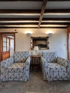 Rustic Cottage in the countryside - 8