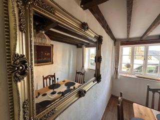 Rustic Cottage in the countryside - 3