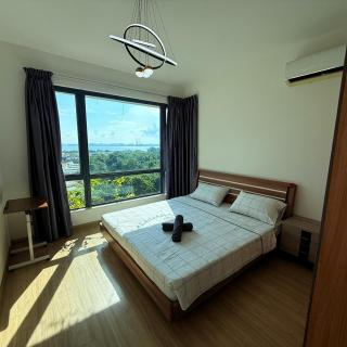 Regalia Park Block B Sea View 2B2R 6 Pax - 6