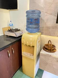 Modern 1-Bed Apartment NearClock Tower Bahria Town phase 7 - 6