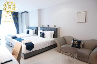 Royal Suites Deluxe Room 4 Pax - Formosa Residence - 0