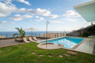 Calma Retreat - Pool & Lodge - 9