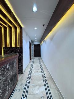 Luxury Cozy 2BR Next to Grocery Store - 8