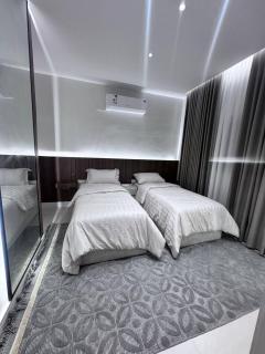 Luxury Cozy 2BR Next to Grocery Store - 7