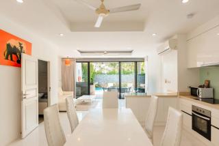 Villa L Light-Filled 2-Story Retreat in Plai Laem - 5