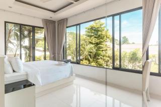 Villa L Light-Filled 2-Story Retreat in Plai Laem - 2