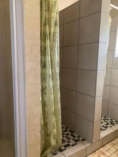 Peaceful home in tranquil setting - 8