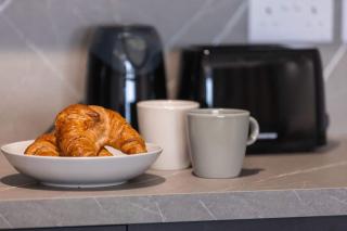 Offshore Suites Modern Studio In Paceville - 3