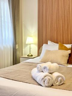 Spacious 2BR2BA in Thonglor with WiFi & balcony - 2