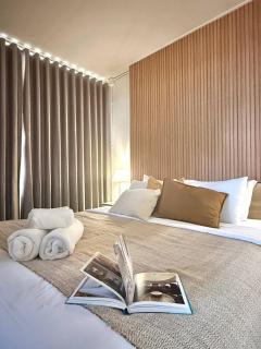 Spacious 2BR2BA in Thonglor with WiFi & balcony - 2