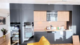 Elegancy, Technology and Private Garden in Downtown - 7