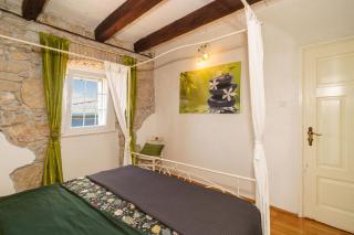 KUCA GRGOSIC JURIC - 2