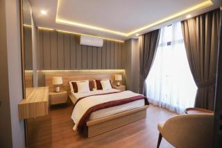 The Holton Stays by Bayti - 5