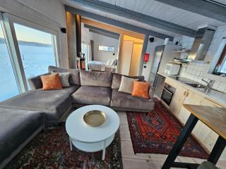 Aurora Jukkas Riverside Lodge - 7