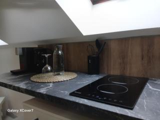 HONOR - Green Room - 6