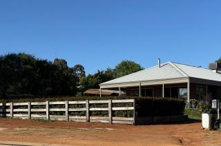 Toodyay Upon Avon Guest House and Gallery - 9