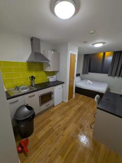 Modern Studio Apartment in Central Newcastle - 9
