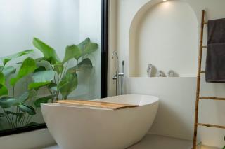 Tanahlot Beachview Rooftop Villa - 4