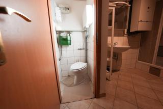 Cozy Central Vero Apartment - 1