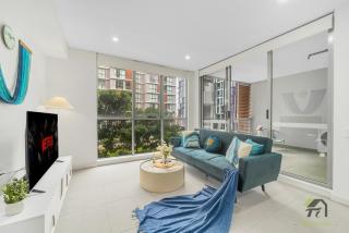 Mascot Airport Convenient Home with Double Parking Space - 7