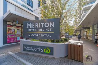 Mascot Airport Convenient Home with Double Parking Space - 3