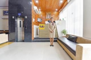 FabHotel Golden Leaf - 9