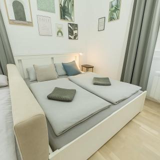 HOMELY I 32m2 Central loft I ELEVATOR I SELF CHECK-IN - 6