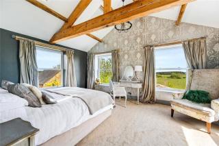 Meagill farmhouse-hot tub country - 2