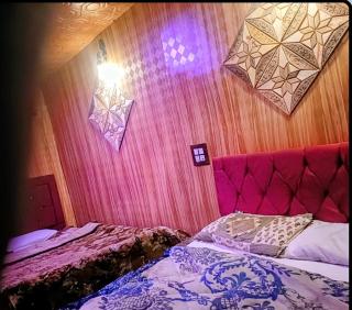 T luxury Heritage houseboat - 7