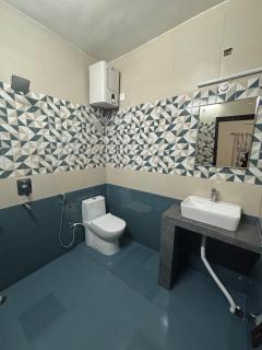 Ekatma Stays, Kakrighat - 1